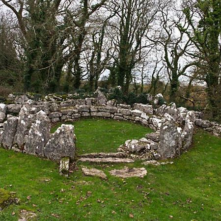 Heulwen - Moelfre Apartment Luaran gambar